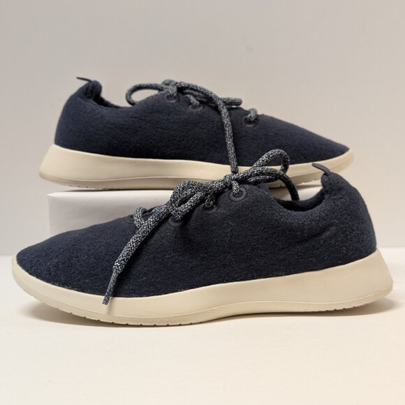 Allbirds Wool Runners in Tuke Midnight (Cream Sole) - Picture 8 of 16